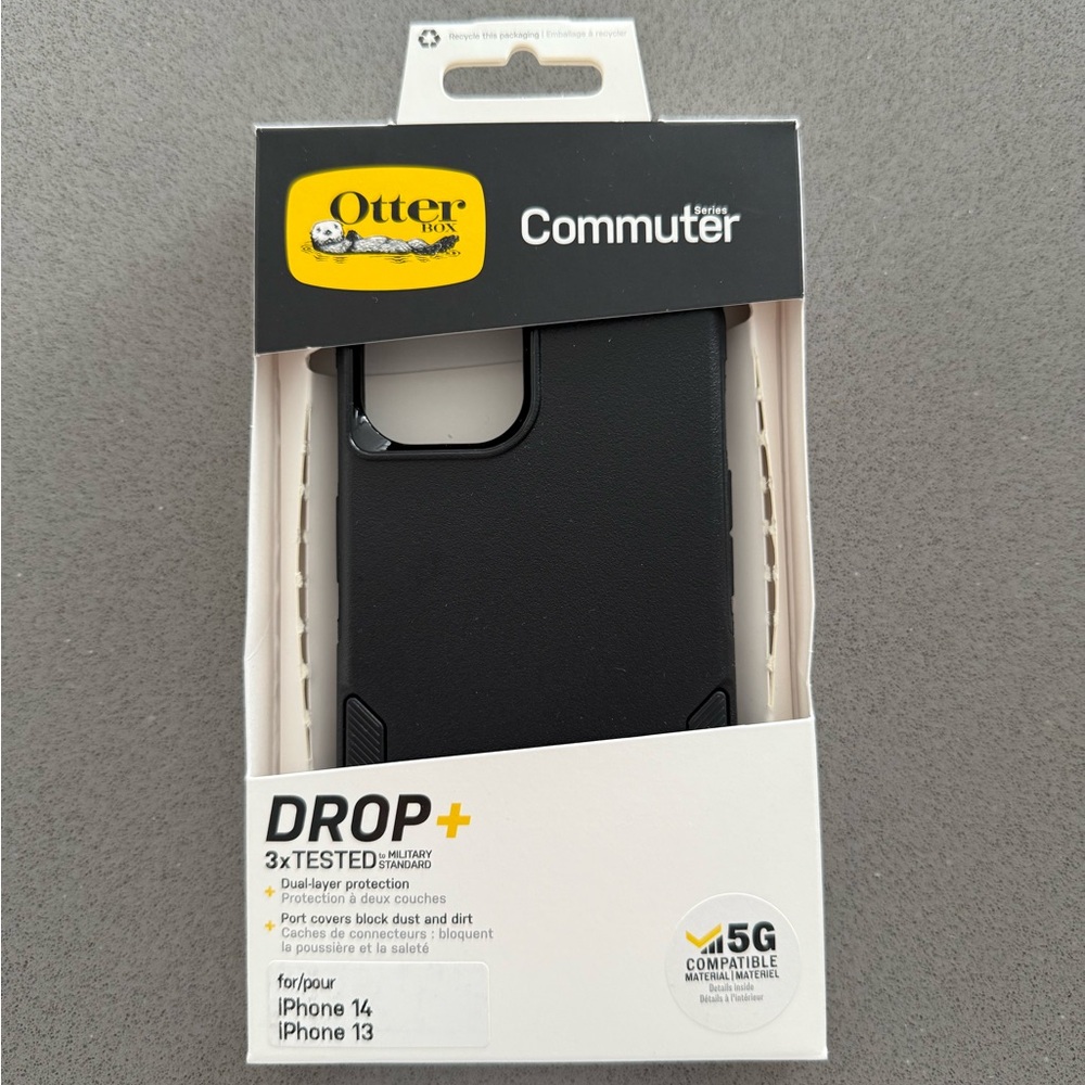 OtterBox Commuter Series Black Case for iPhone 14/13